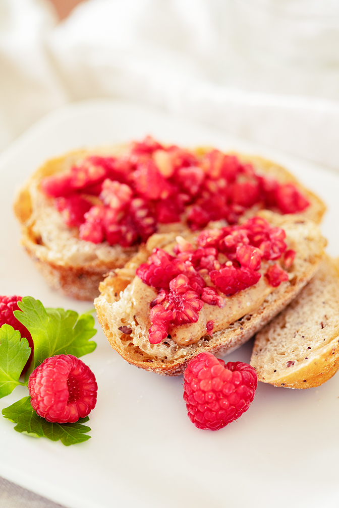Almond Butter Toast w Raspberries